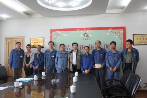 青海物產(chǎn)集團(tuán)黨委開展慶祝建黨95周年，走訪慰問
